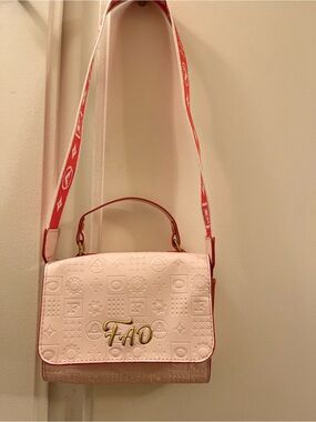 FAO Schwarz Pink Embossed Crossbody Purse – Like New